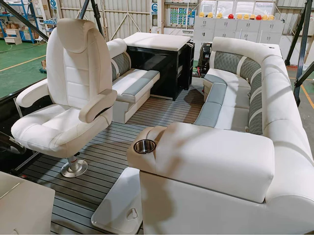 Uf boats - 2025 - 22 ft pontoon - pontoon boot / speedboot / motorboot - afbeelding 3 van  15