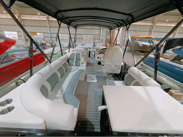 Uf boats - 2025 - 22 ft pontoon - pontoon boot / speedboot / motorboot - afbeelding 4 van  15