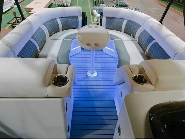 Uf boats - 2025 - 22 ft pontoon - pontoon boot / speedboot / motorboot - afbeelding 5 van  15