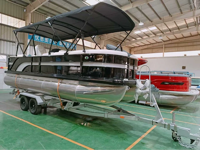 Uf boats - 2025 - 22 ft pontoon - pontoon boot / speedboot / motorboot - afbeelding 1 van  15