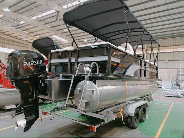 Uf boats - 2025 - 22 ft pontoon - pontoon boot / speedboot / motorboot - afbeelding 8 van  15