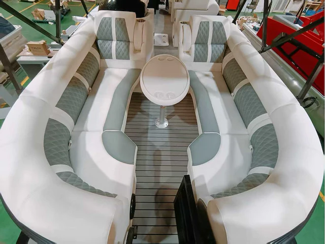 Uf boats - 2025 - 22 ft pontoon - pontoon boot / speedboot / motorboot - afbeelding 11 van  15