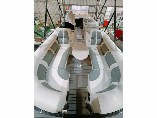 Uf boats - 2025 - 22 ft pontoon - pontoon boot / speedboot / motorboot - afbeelding 14 van  15