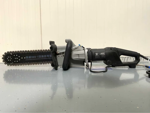 Uf equipment - 2025 - ac 839 - betonzaag - afbeelding 11 van  17