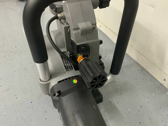 Uf equipment - 2025 - ac7400 - betonzaag - afbeelding 6 van  24