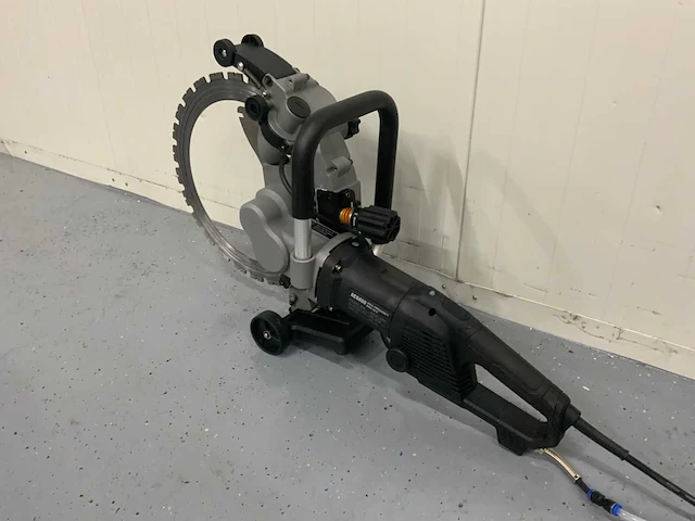 Uf equipment - 2025 - ac8400 - betonzaag - afbeelding 6 van  20