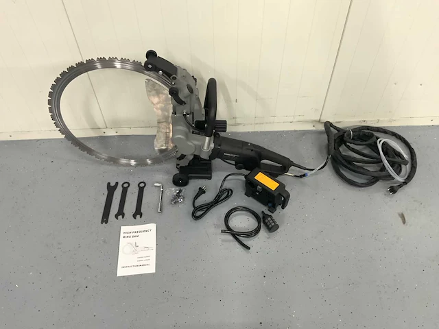 Uf equipment - 2025 - ac8600 - betonzaag - afbeelding 2 van  15