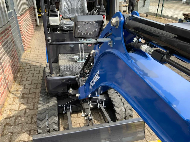 Uf equipment nm-18 rupsgraafmachine - afbeelding 4 van  14