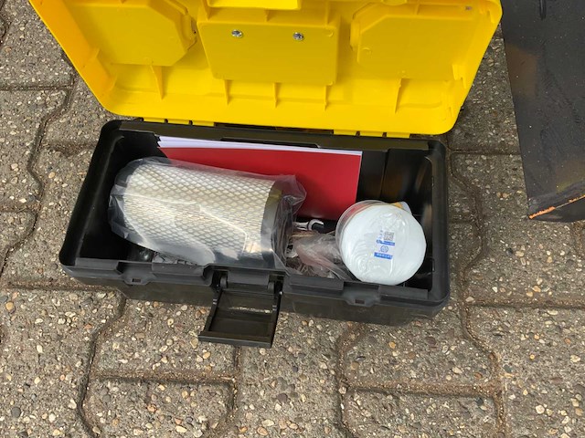 Uf equipment nm-18 rupsgraafmachine - afbeelding 2 van  14