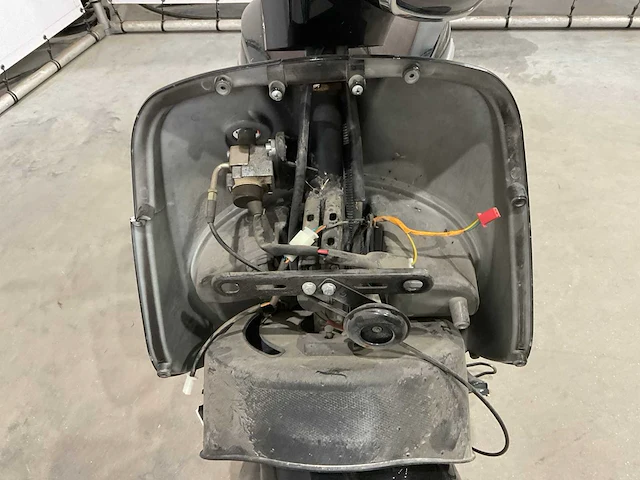Ugbest - snorscooter - e-boy pickout - e-scooter - afbeelding 10 van  12