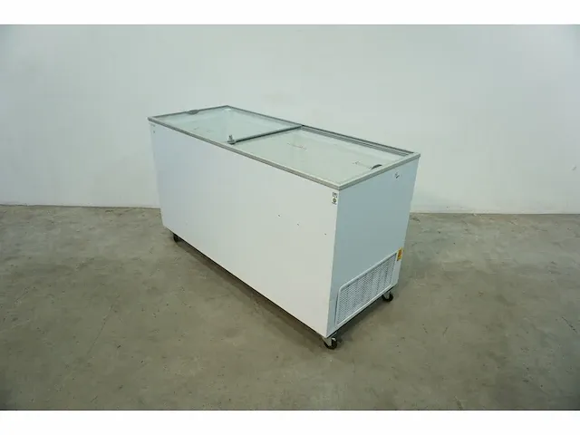 Ugur - udd 600 sc - vriezer - afbeelding 1 van  5