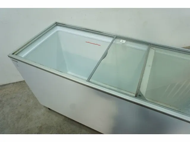 Ugur - udd 600 sc - vriezer - afbeelding 3 van  6