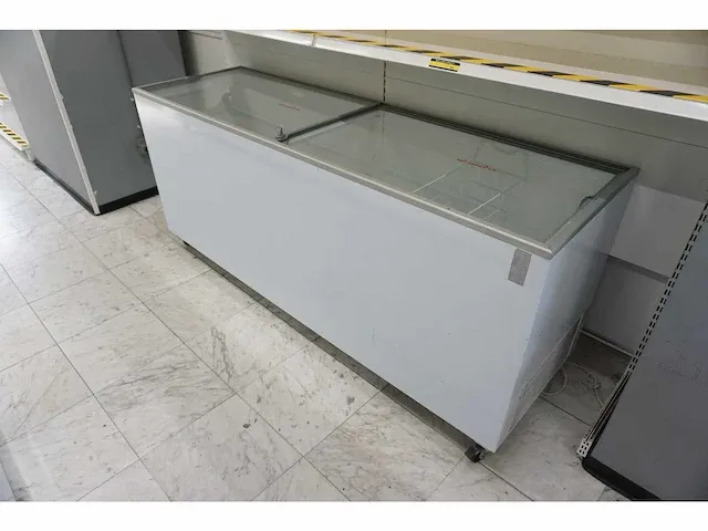 Ugur - udd 600 sc - vriezer - afbeelding 1 van  5