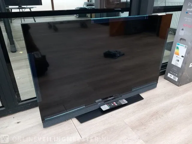 Uhd smart led televisie peaq - afbeelding 1 van  7