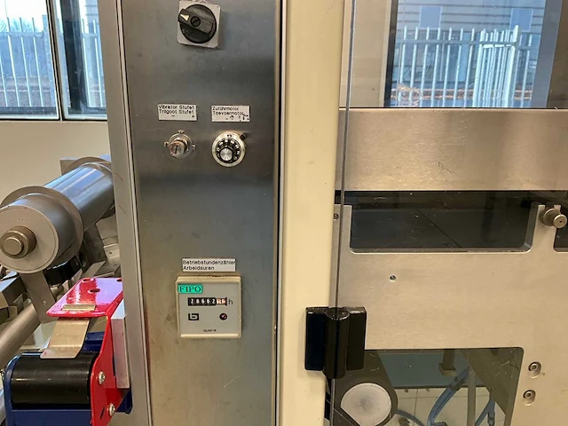 Uhlmann blister verpakkingslijn - afbeelding 2 van  45