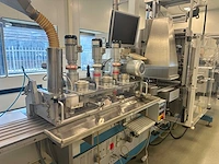 Uhlmann blister verpakkingsmachine - afbeelding 17 van  21