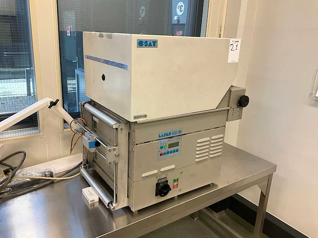 Uhlmann blister verpakkingsmachine - afbeelding 11 van  23