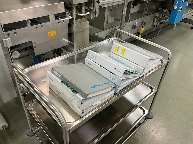 Uhlmann blister verpakkingsmachine - afbeelding 16 van  23
