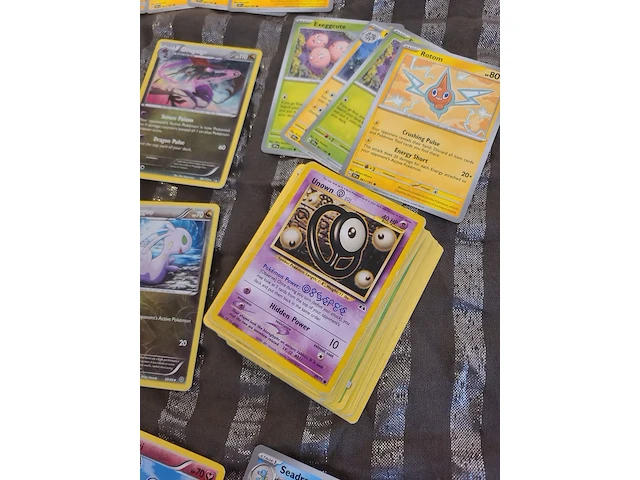 Uit 1999 – zeldzame gegrade topps pokémonkaart 'geodude, graveler & golem' (mint 9 met back 10) + vintage & moderne kaartenmix - afbeelding 3 van  7