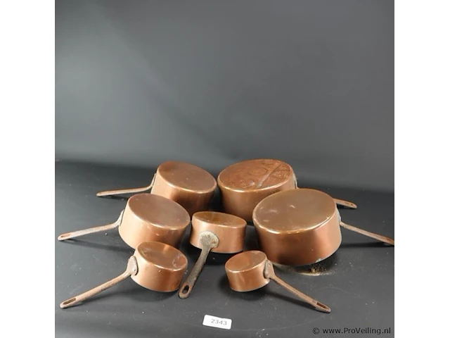 Uitgebreide koperen pannenset - afbeelding 4 van  5
