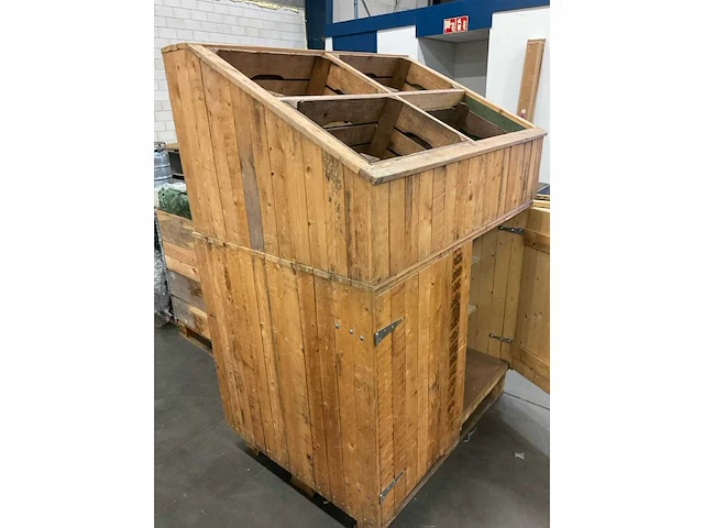 Uitgiftebalie verkoopbalie steigerhout - afbeelding 4 van  8