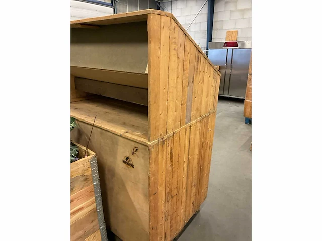 Uitgiftebalie verkoopbalie steigerhout - afbeelding 5 van  8