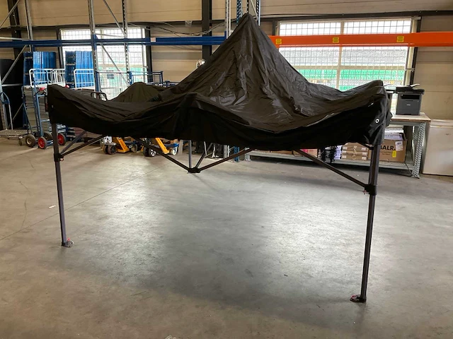 Uitloper tent - afbeelding 1 van  3
