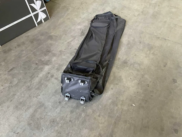 Uitloper tent - afbeelding 3 van  3