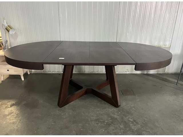 Uitschuifbare eettafel 130x130x76 cm, windsor & co, bodil, walnoot - afbeelding 1 van  7