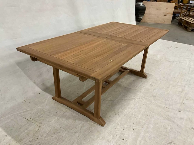 Uitschuifbare tuintafel 190 cm - afbeelding 3 van  5