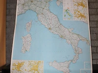 Uittrekbare landkaartdisplay met o.a. kaarten van europa, nederland en italië. afmeting 140 x 41 x 12 cm - afbeelding 5 van  7