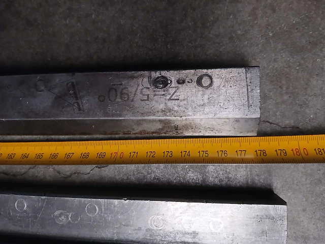 Ukb - z - kantbank gereedschap - afbeelding 4 van  7