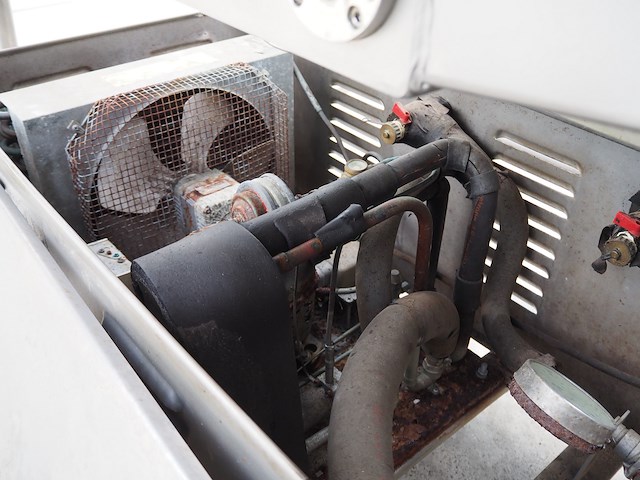 Ulbricht - afbeelding 10 van  10