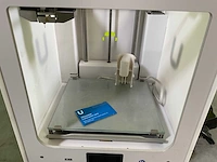 Ultimaker - 2 - 3d printing machine - 2022 - afbeelding 4 van  7