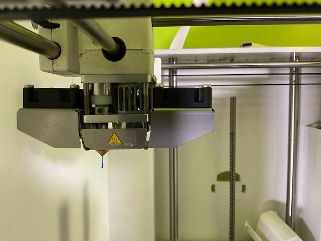 Ultimaker - 2 - 3d printing machine - 2022 - afbeelding 5 van  7