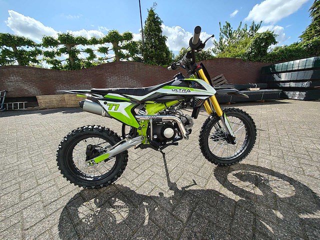 Ultra - 125cc - motorfiets groen - afbeelding 21 van  23