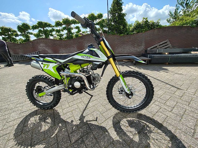 Ultra - 125cc - motorfiets groen - afbeelding 8 van  23