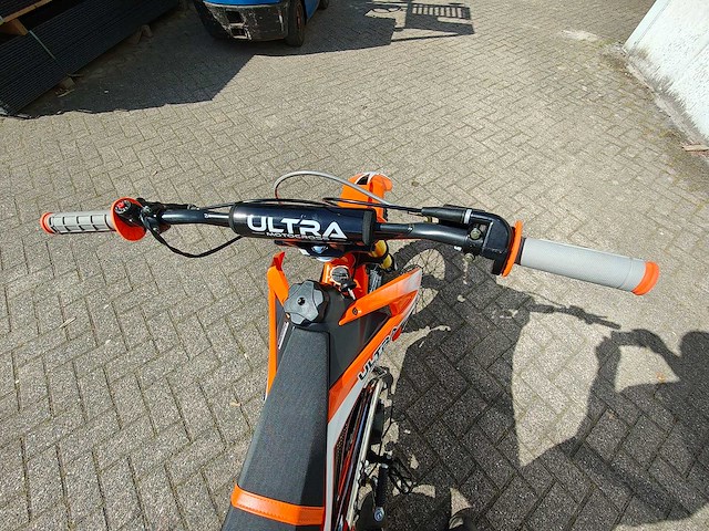 Ultra - 125cc - motorfiets orange - afbeelding 6 van  21