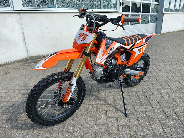 Ultra - 125cc - motorfiets orange - afbeelding 1 van  21