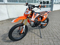 Ultra - 125cc - motorfiets orange - afbeelding 1 van  21