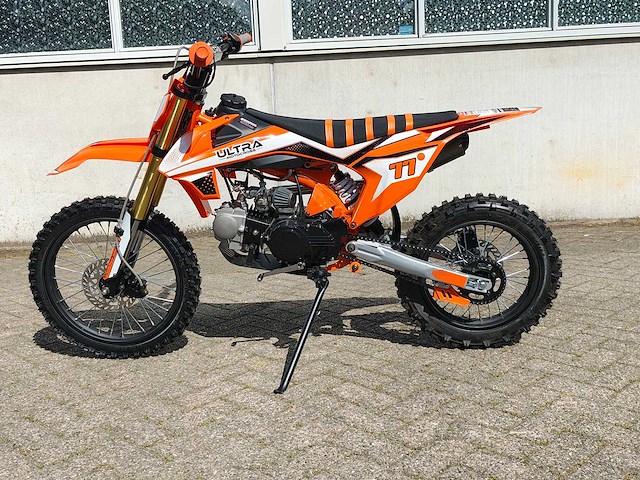 Ultra - 125cc - motorfiets orange - afbeelding 16 van  21