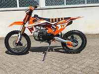 Ultra - 125cc - motorfiets orange - afbeelding 16 van  21