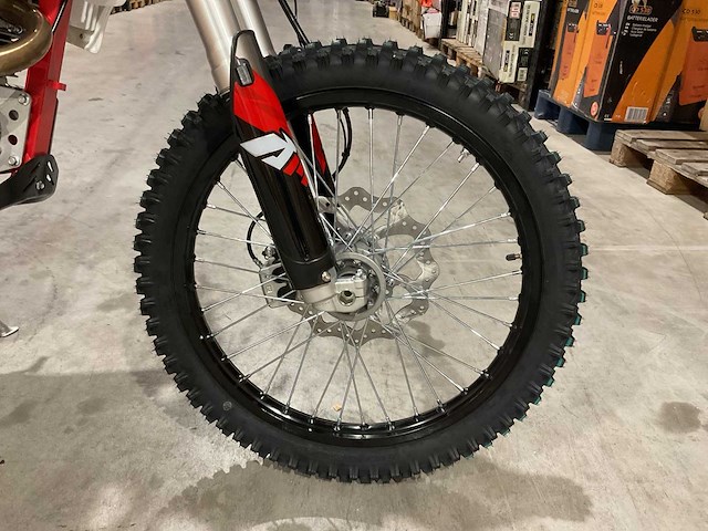 Ultra cross thunder 300 rood agb40-1 motorfiets - afbeelding 23 van  23