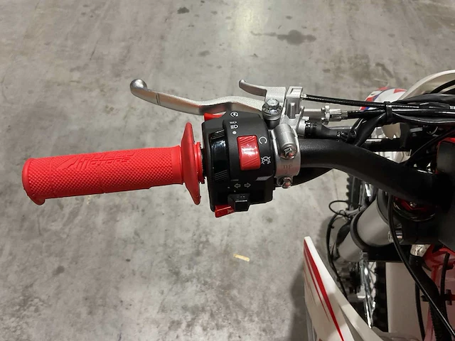 Ultra cross thunder 300 rood agb40-1 motorfiets - afbeelding 5 van  23