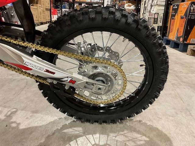 Ultra cross thunder 300 rood agb40-1 motorfiets - afbeelding 22 van  23