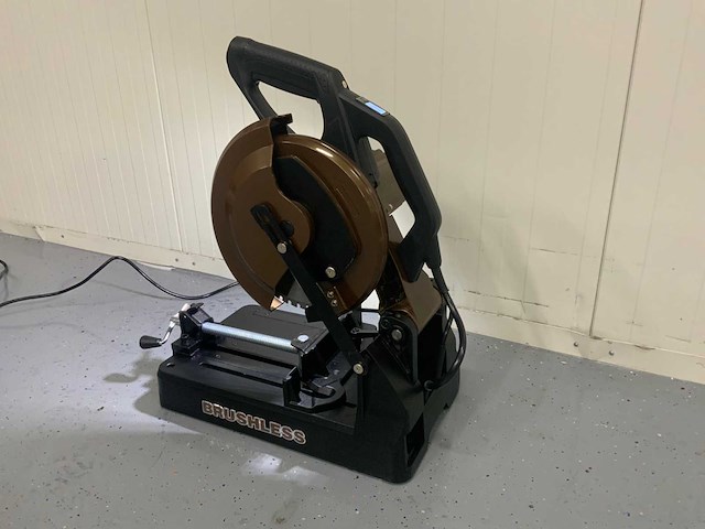 Ultra force equipment - dc955 - cirkelzaagmachine metaal - afbeelding 16 van  21