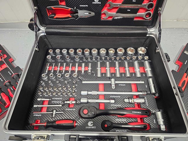 Ultra force equipment - gereedschapstrolley 238 pcs gereedschap - afbeelding 7 van  9