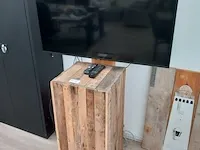 Ultra hd lcd televisie samsung, ue43tu7020w - afbeelding 1 van  10