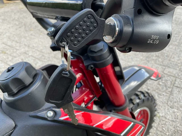 Ultra mini crosser 1000w - afbeelding 21 van  28
