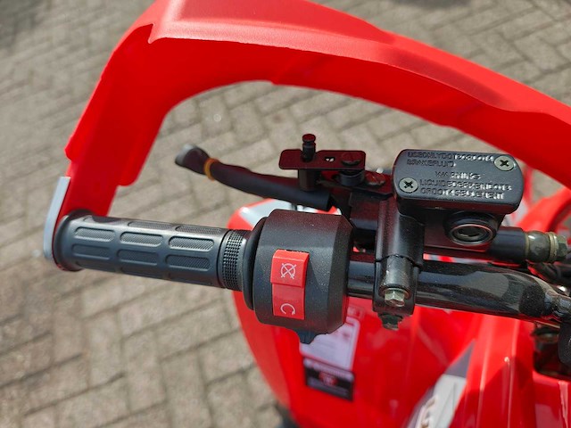 Ultra motocross - atv008 - quad - afbeelding 16 van  20